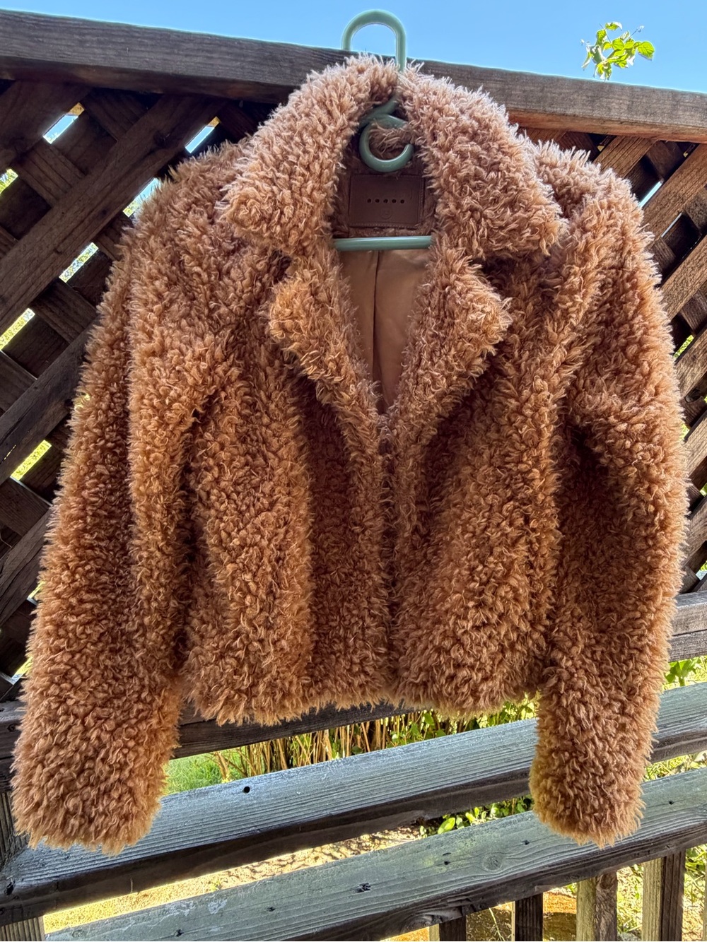 Blank NYC Women’s Cropped Teddy Jacket Chestnut Faux Shearling Size XS